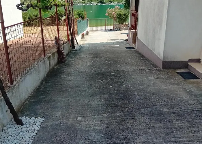 Bulovic Bozo 2 * Podglavica